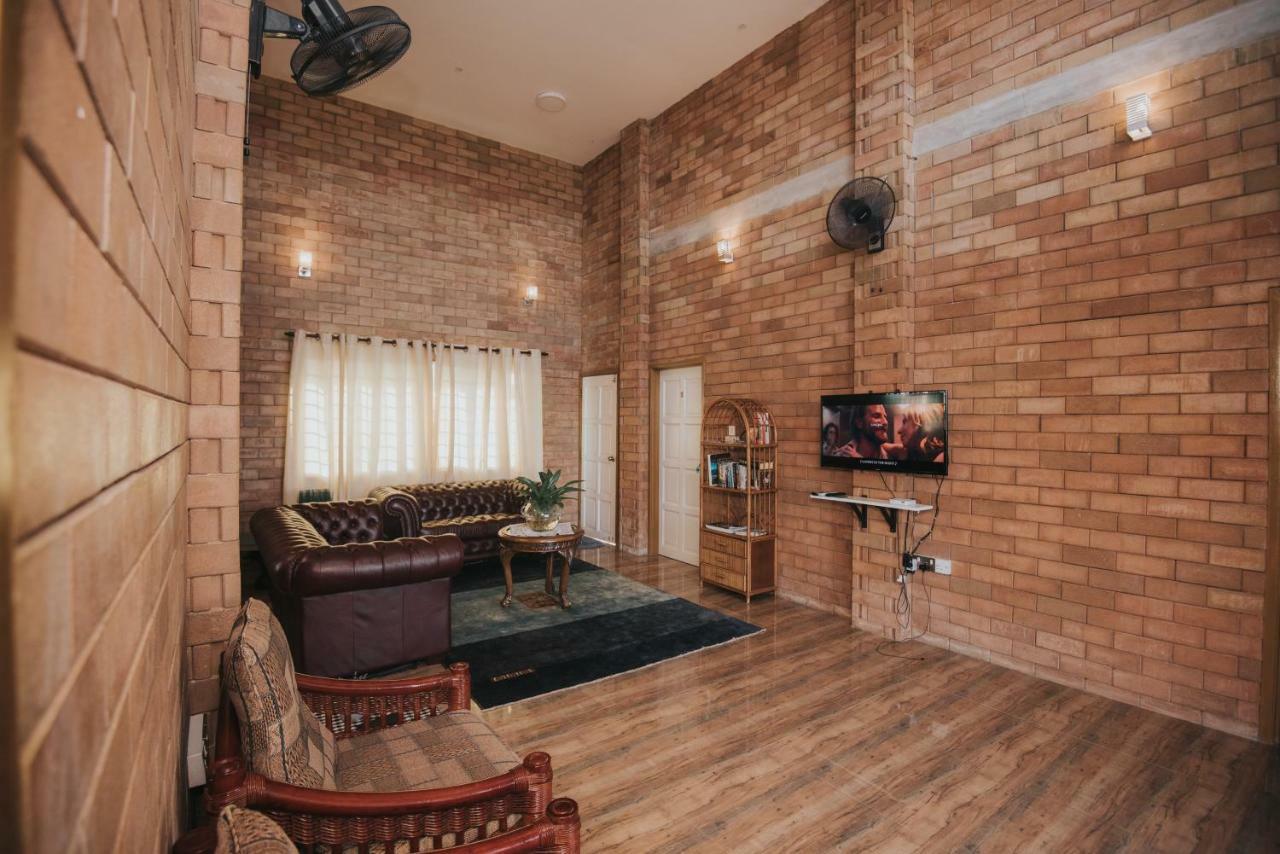Ombak Deru Lodge Маранґ Екстер'єр фото